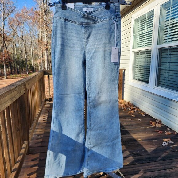 New NWT Risen High Rise Wide Leg Flare Jeans Women’s Size 15 / 32 Stretch - Picture 1 of 9